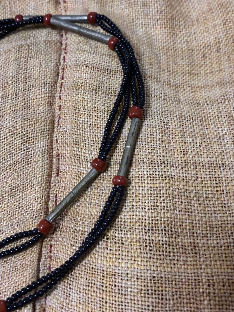 古いトゥアレグ族　ネックレストップ　old ビーズ