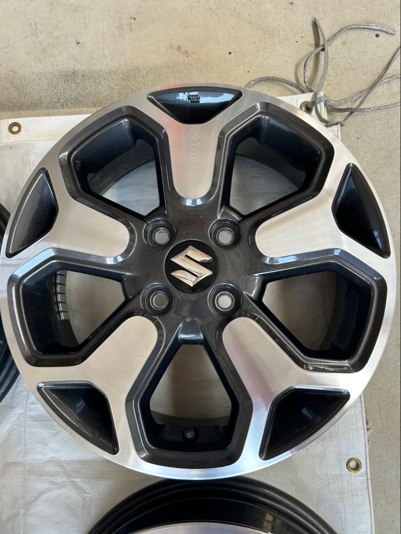 スズキ ハスラー　15インチ 新車外し純正ホイール 4本中の2本No.①