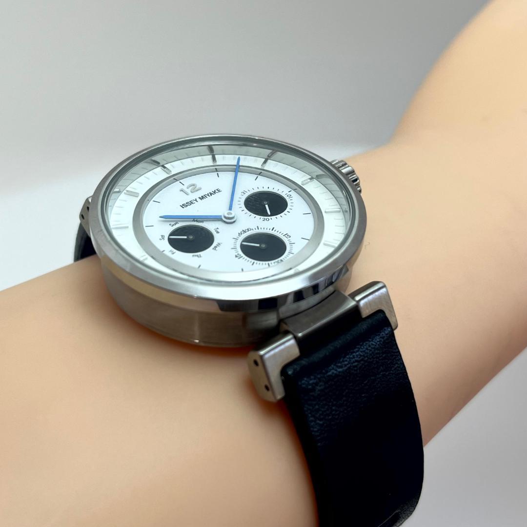 動作未確認　イッセイミヤケ W mini クォーツ腕時計　セイコー製　現状渡し