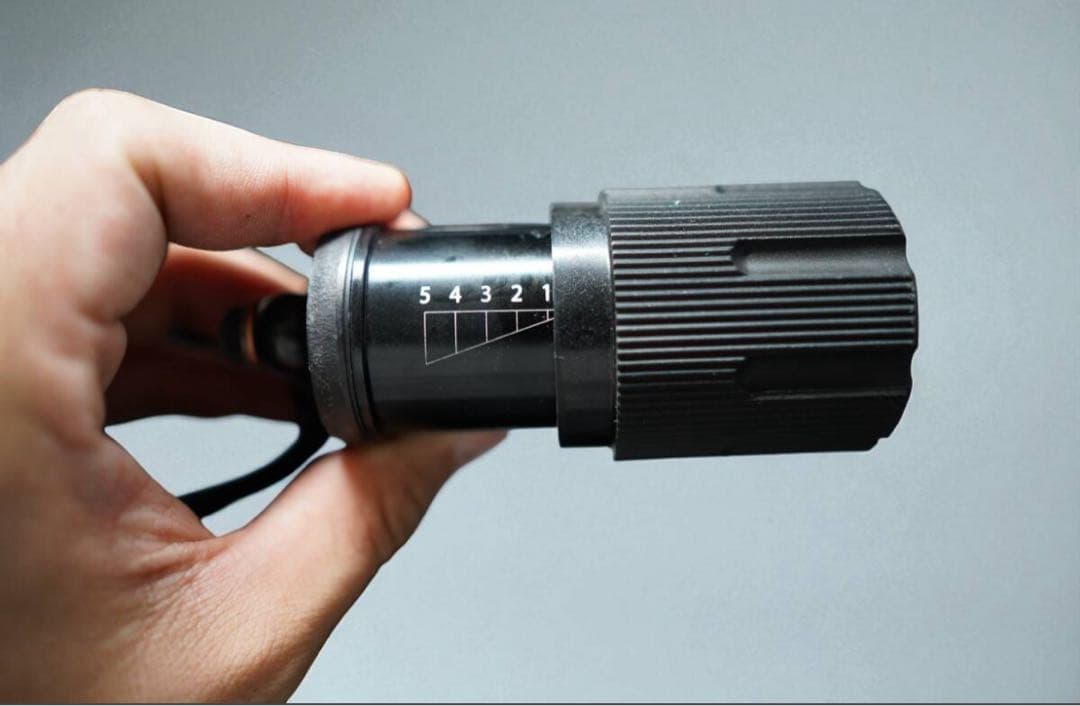 TW200ローダウンサス　50ｍｍダウン程度　プリロード調整可能　320mm