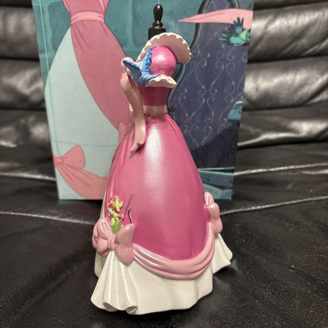 ディズニー シンデレラ ピンクドレス フィギュア