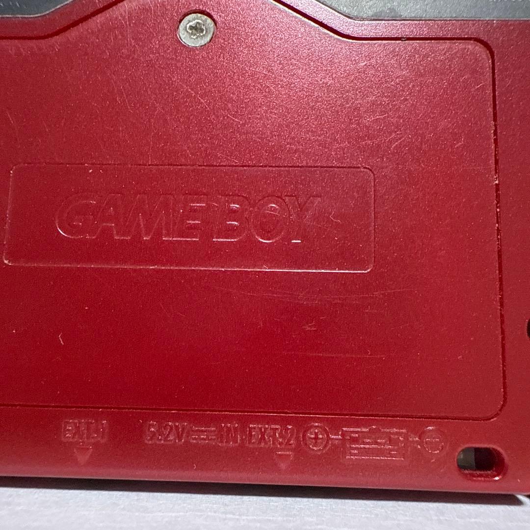 ゲームボーイアドバンスSP 本体1点、アダプター１点、ソフト２点