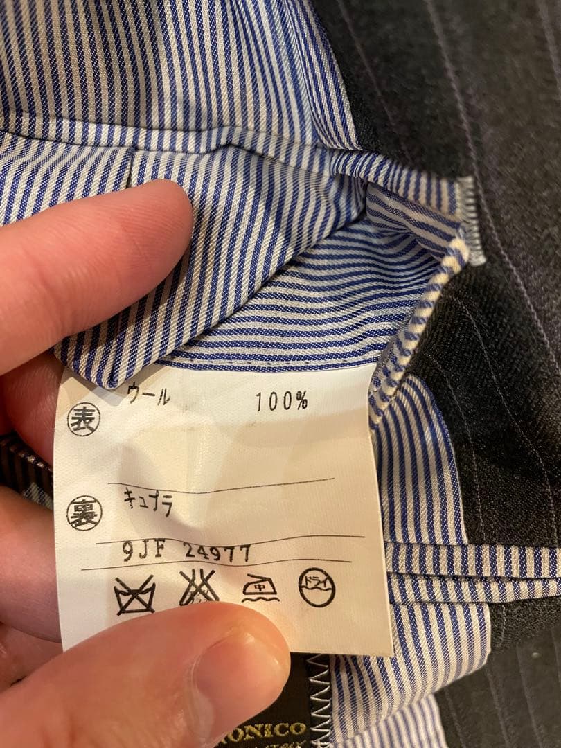 カノニコ　スリーピース　スーツ