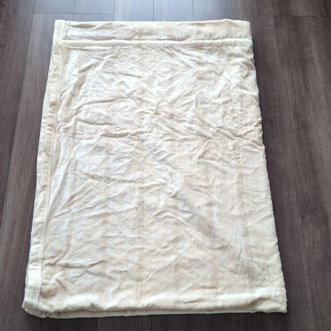 新品未使用　西川の絹毛布 140cm×200cm絹100%日本製ベージュキャメル