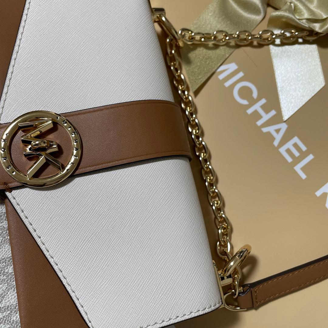 【ざちゃん】MICHEAL KORS ショルダーバッグ