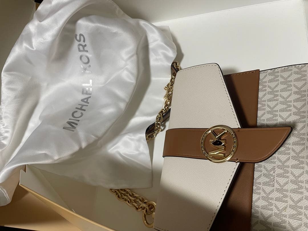 【ざちゃん】MICHEAL KORS ショルダーバッグ