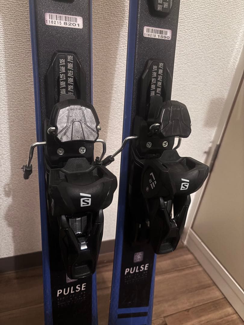 美品 SALOMON サロモン スキー板 155 PLUS ビンディング付き