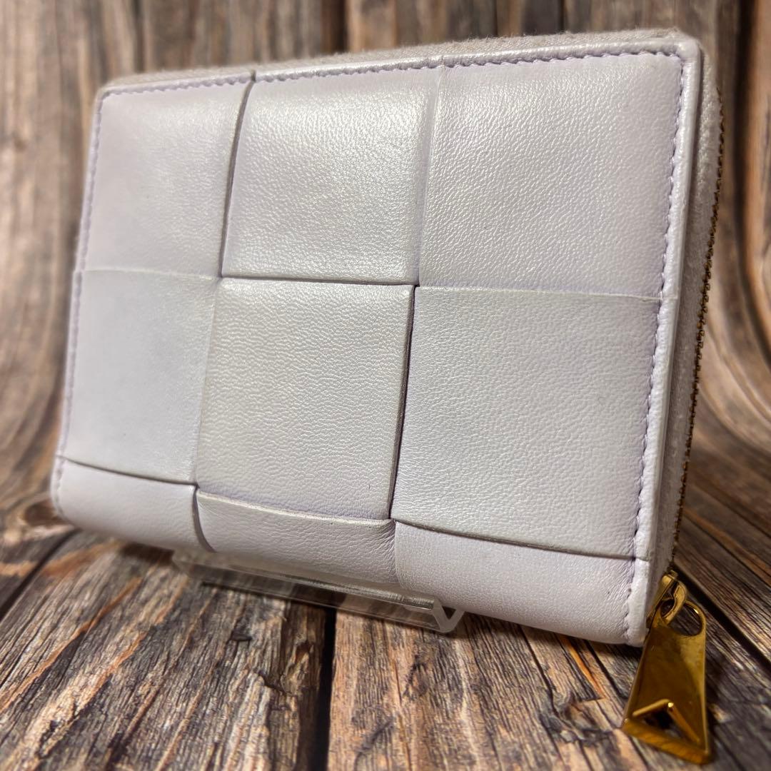 【美品】ボッテガ ヴェネタ ラウンドジップ スモール カセット 二つ折り財布