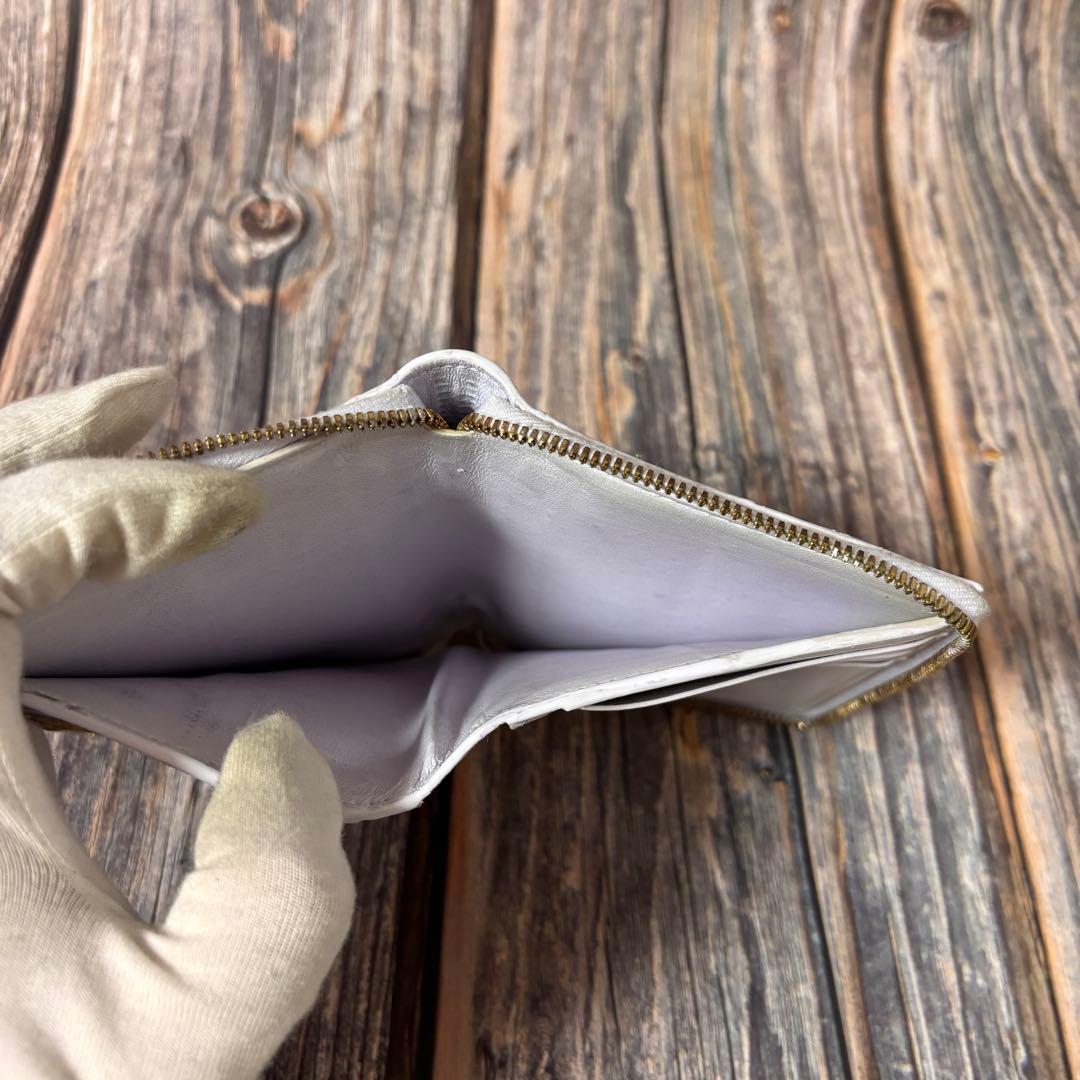 【美品】ボッテガ ヴェネタ ラウンドジップ スモール カセット 二つ折り財布