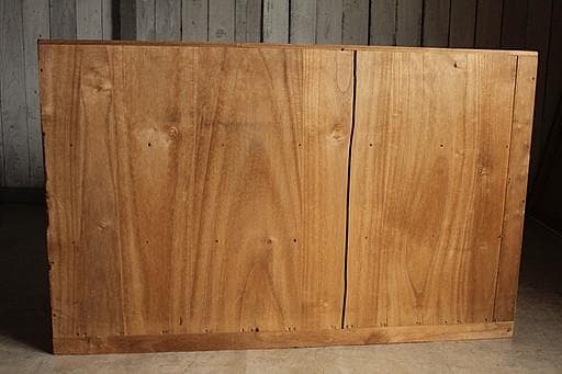 味のある木製の引き出し3段　チェスト　桐箪笥