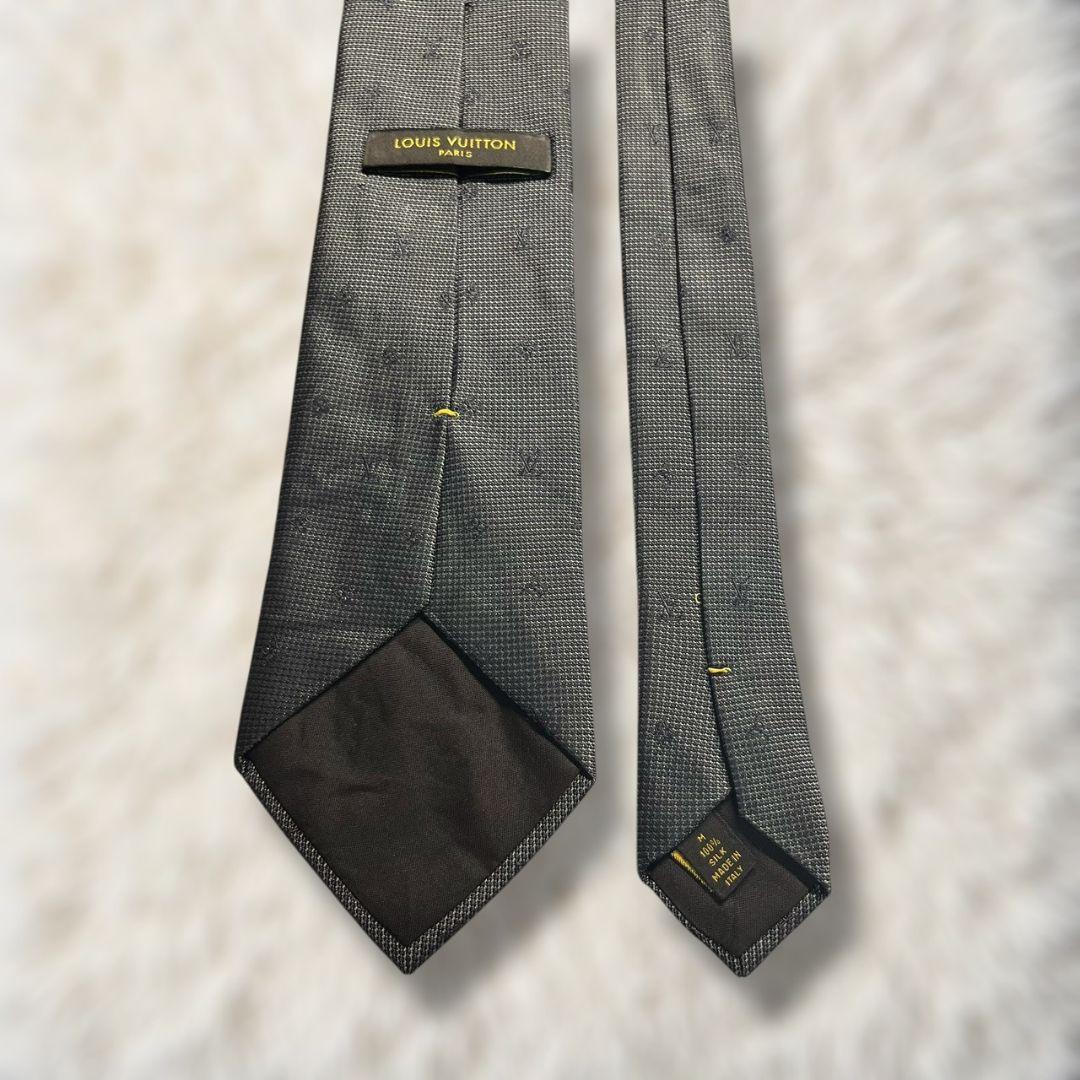 【極美品✨】ルイヴィトン ソリッドタイ風 モノグラム 黒 モノトーン ジャガード