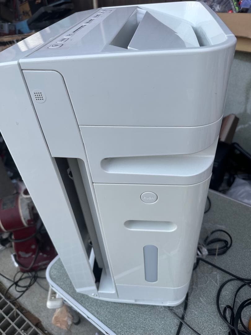 19年製！ダイキン 加湿ストリーマー 空気清浄機 MCK70VE6-W