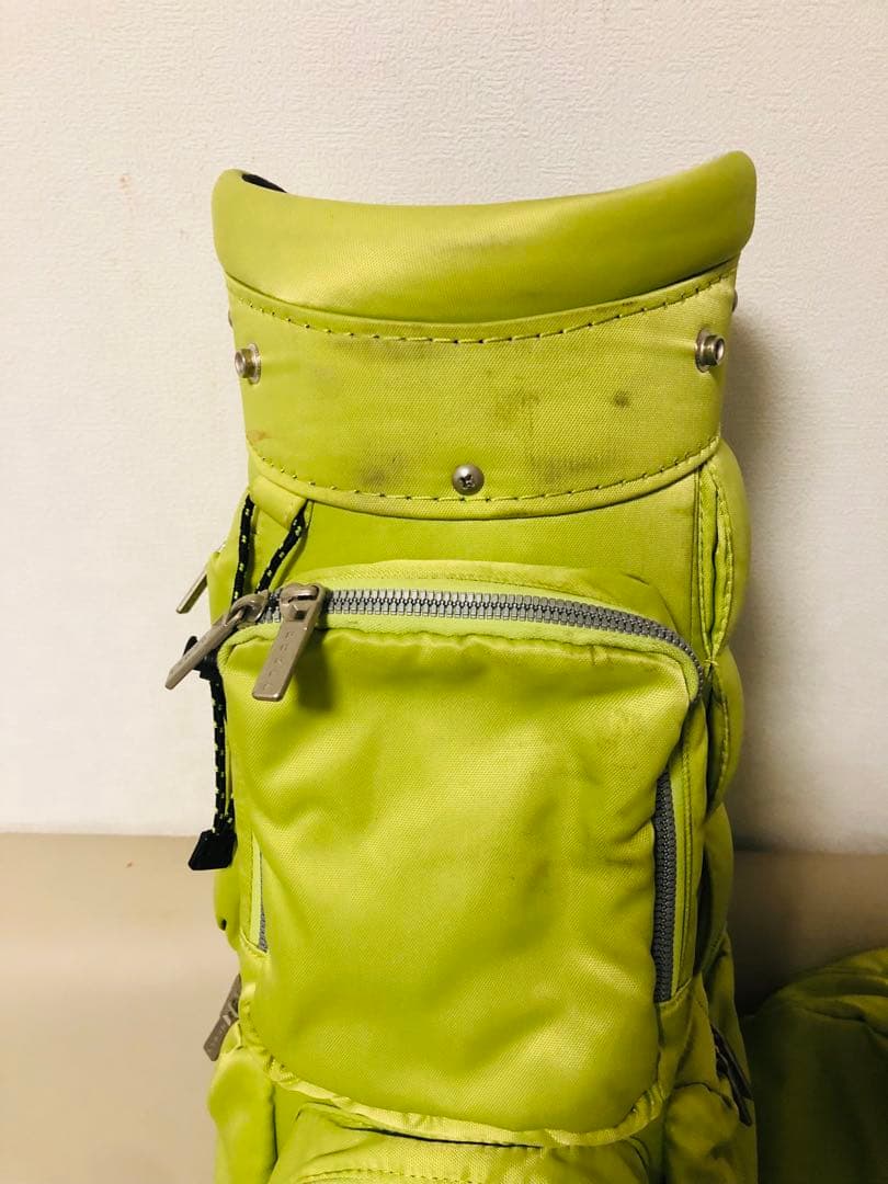 【送料込み】廃盤人気商品　ONOFF オノフ 8.5型 ゴルフ キャディバッグ