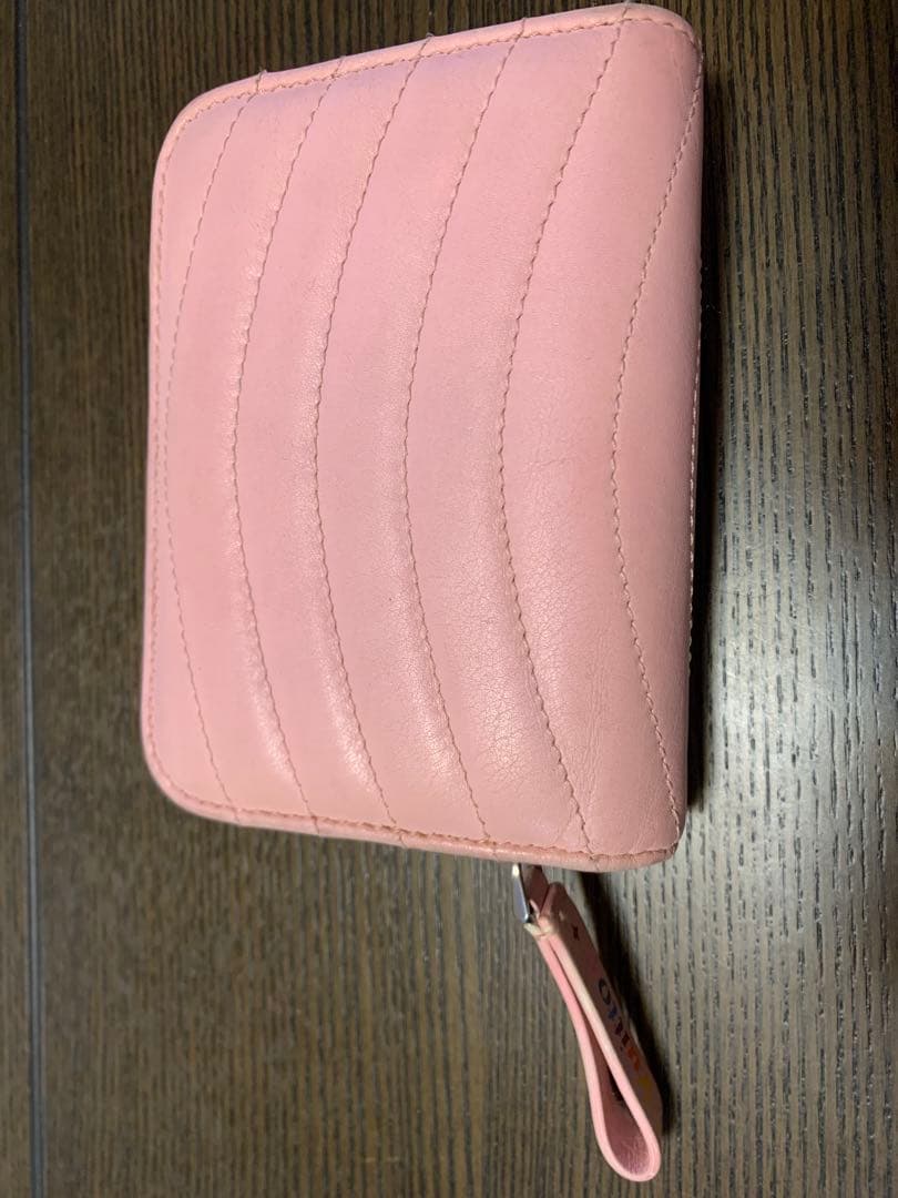 Louis Vuitton ピンク 二つ折り財布