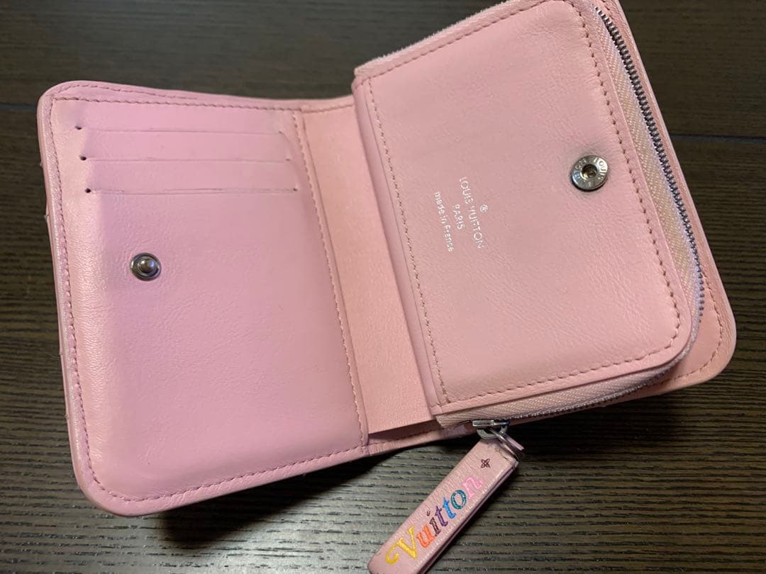 Louis Vuitton ピンク 二つ折り財布