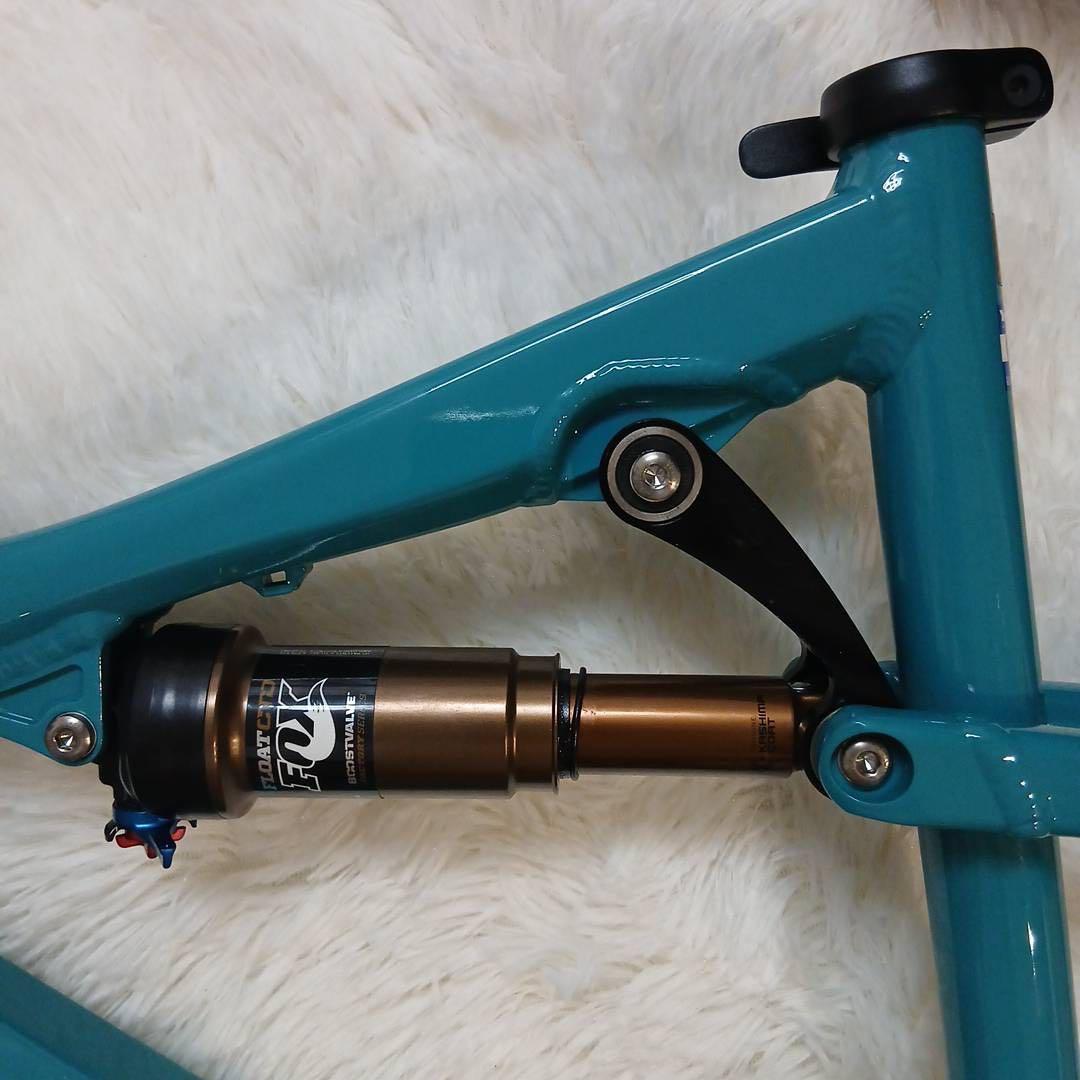 YETI イエティ 575 エンデューロモデル フレーム ターコイズ