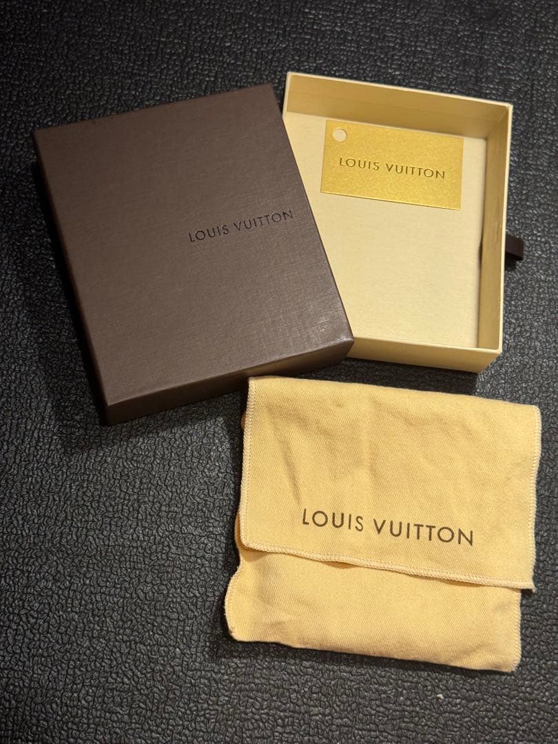 LOUIS VUITTON マルチカラー小銭入れ