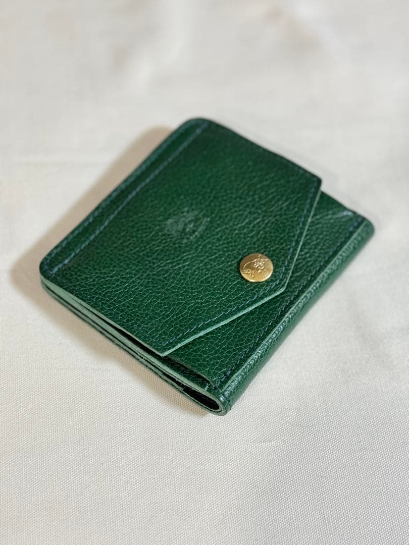 イルビゾンテ　グリーンレザー二つ折り財布 保存袋　オルゴール付き