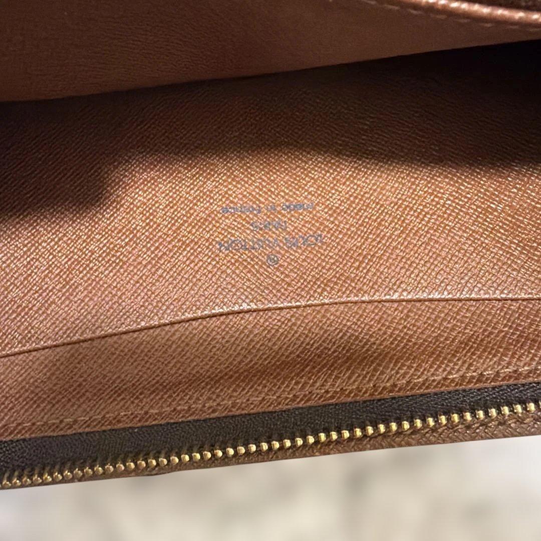 ルイヴィトン モノグラム ジッピーウォレット　ラウンドファスナー 長財布