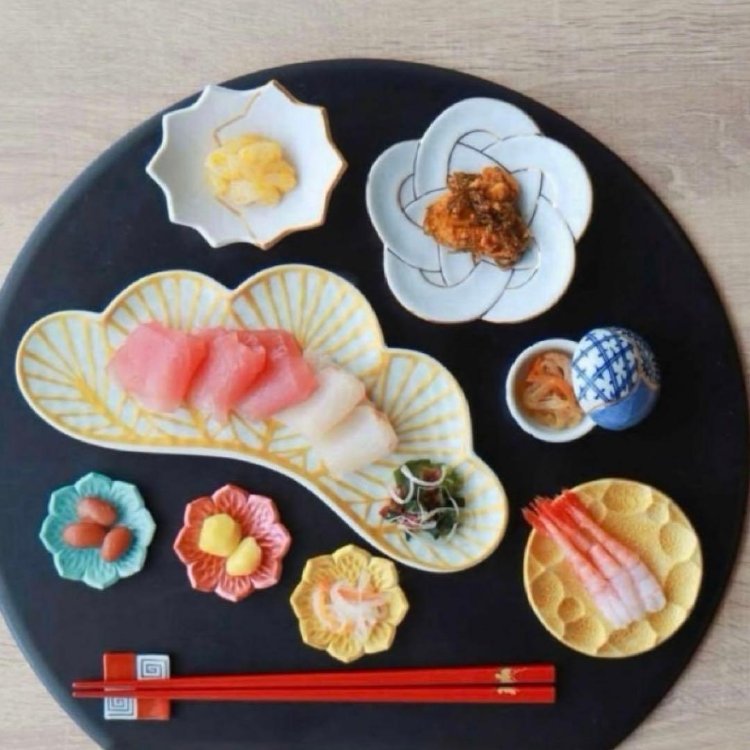 【新品】有田焼田清窯　太白金線梅結び小皿　縁起物