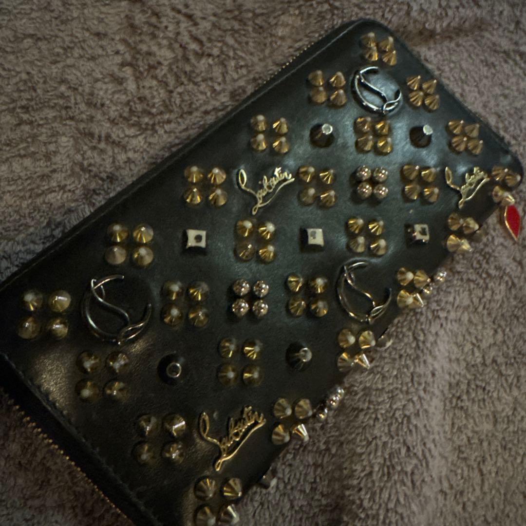 Christian Louboutin スタッズ長財布