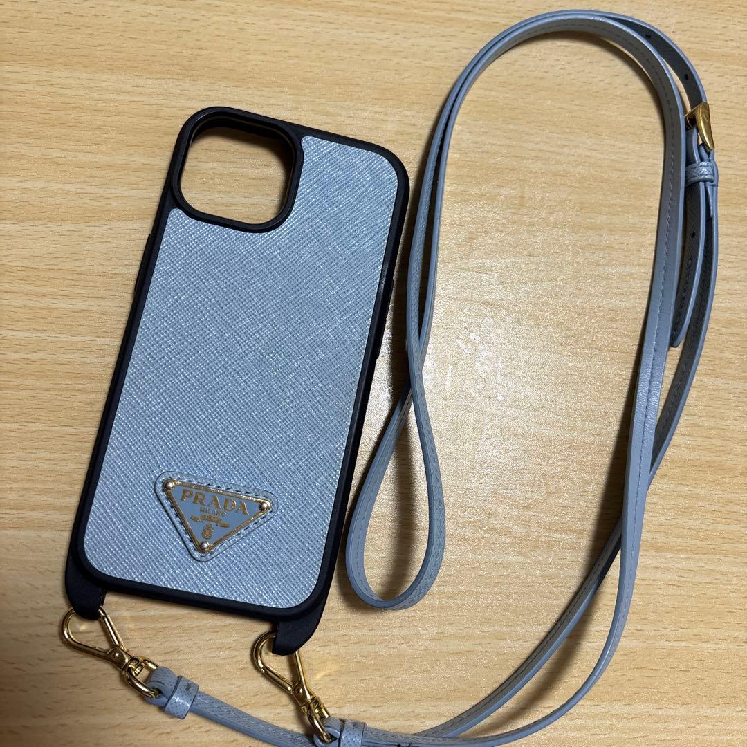 【J i A y】PRADA ショルダーストラップ付きケース