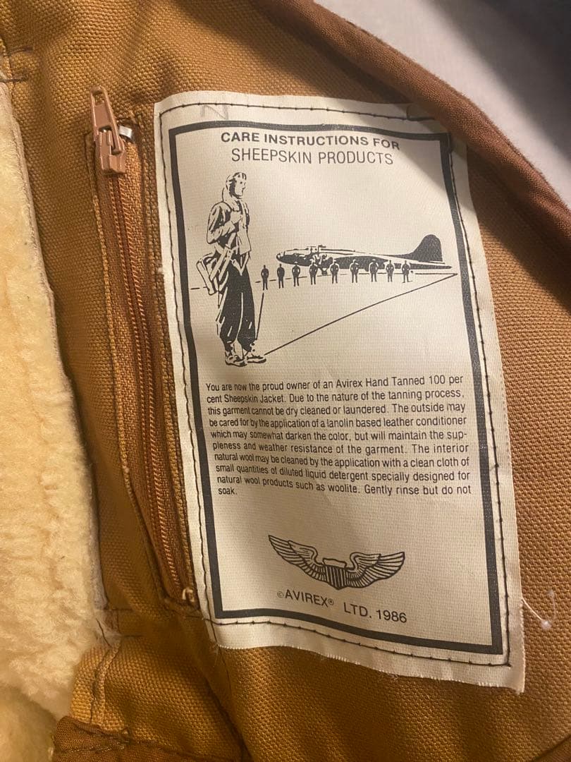 AVIREX フライトジャケット　Ｂ-3 本革　リアルムートン　38