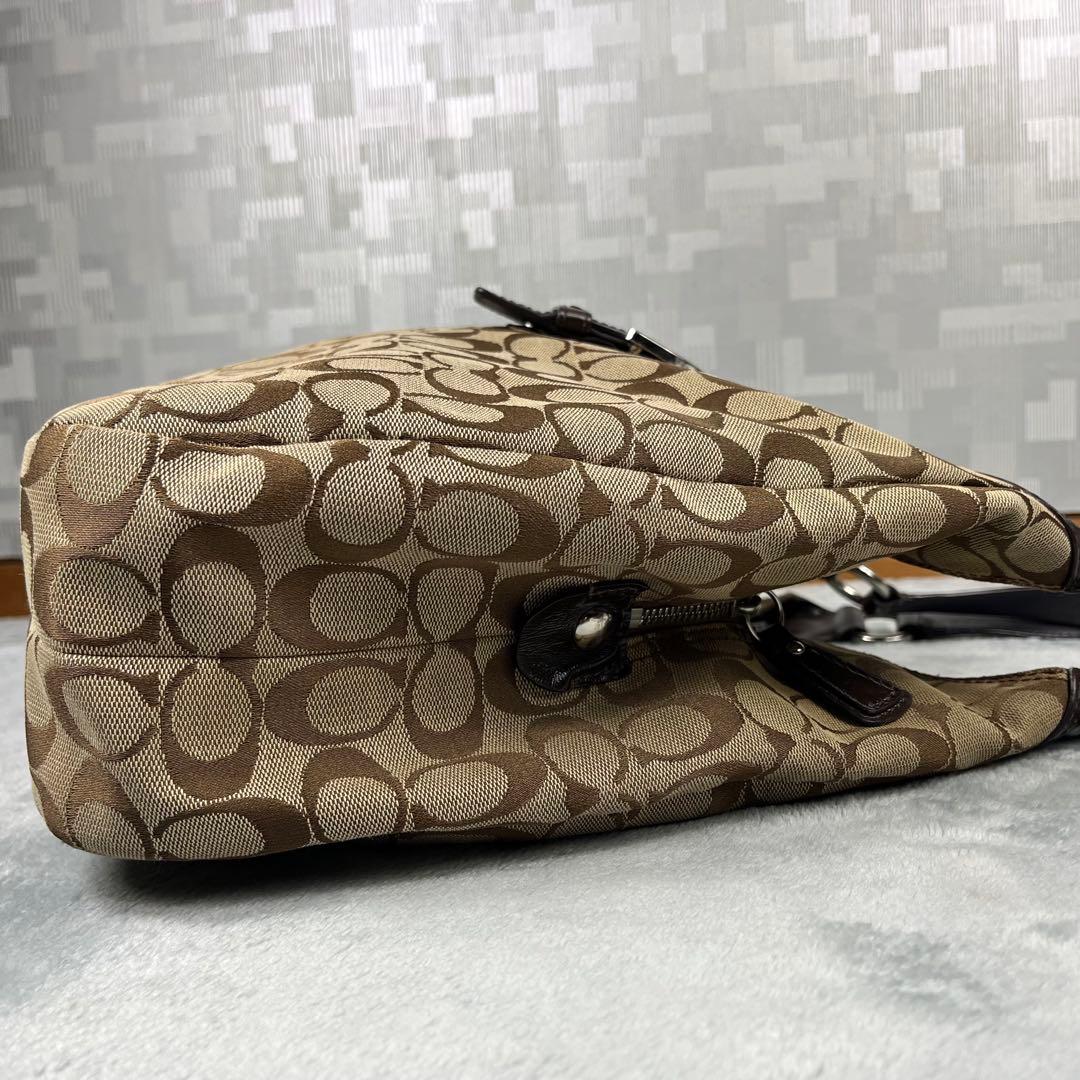バッグ Vintage Coach Soho Bag Beige Signature
