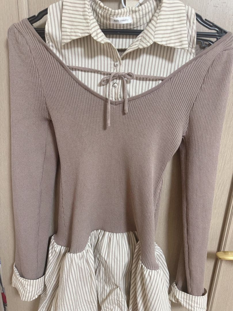 Rilly emulie リリーエミュリ ミニワンピース