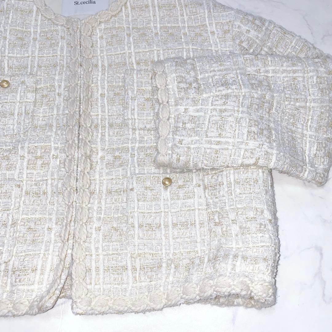 極美品❤︎セントセシリア・ツイードノーカラージャケット 金ボタン　38　白