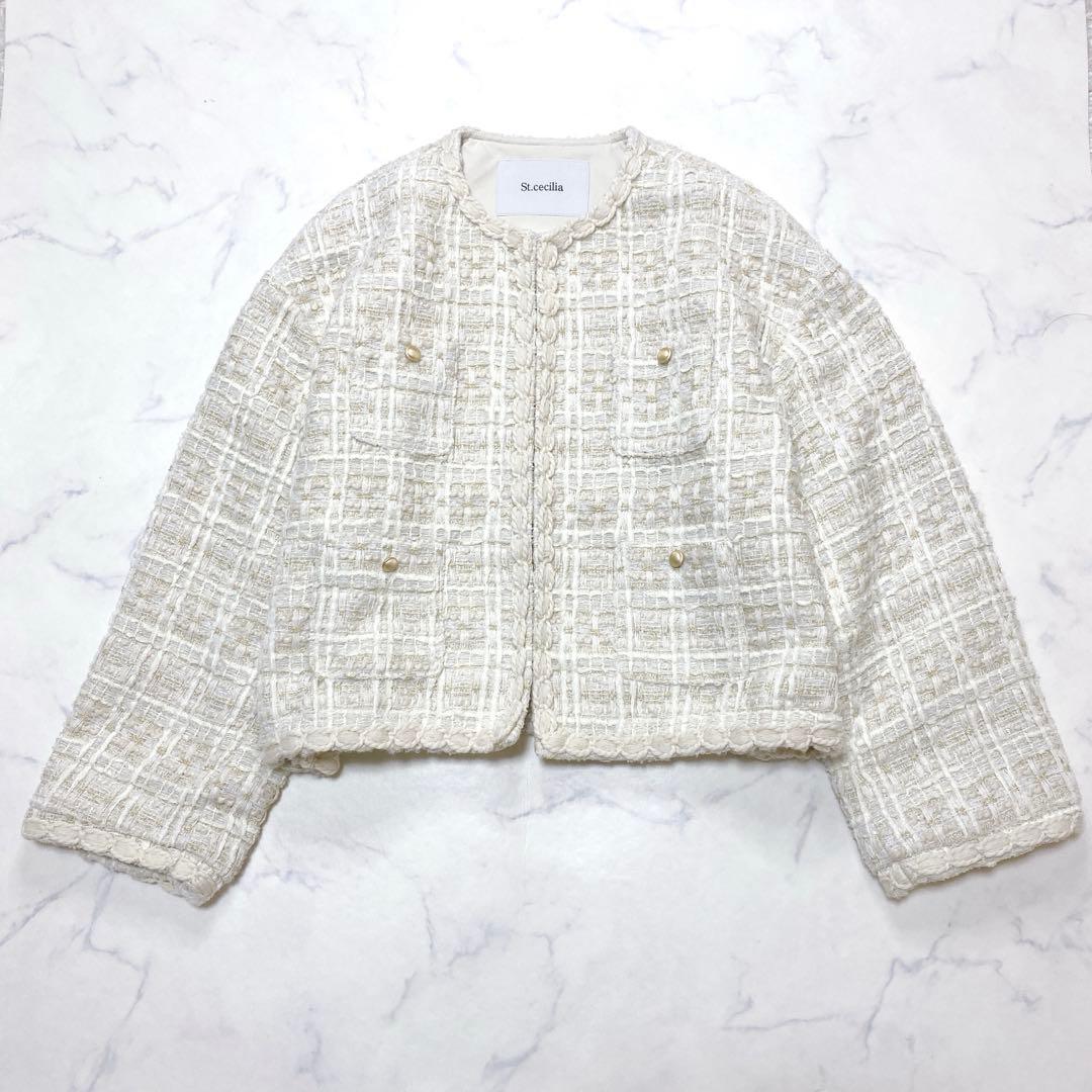 極美品❤︎セントセシリア・ツイードノーカラージャケット 金ボタン　38　白