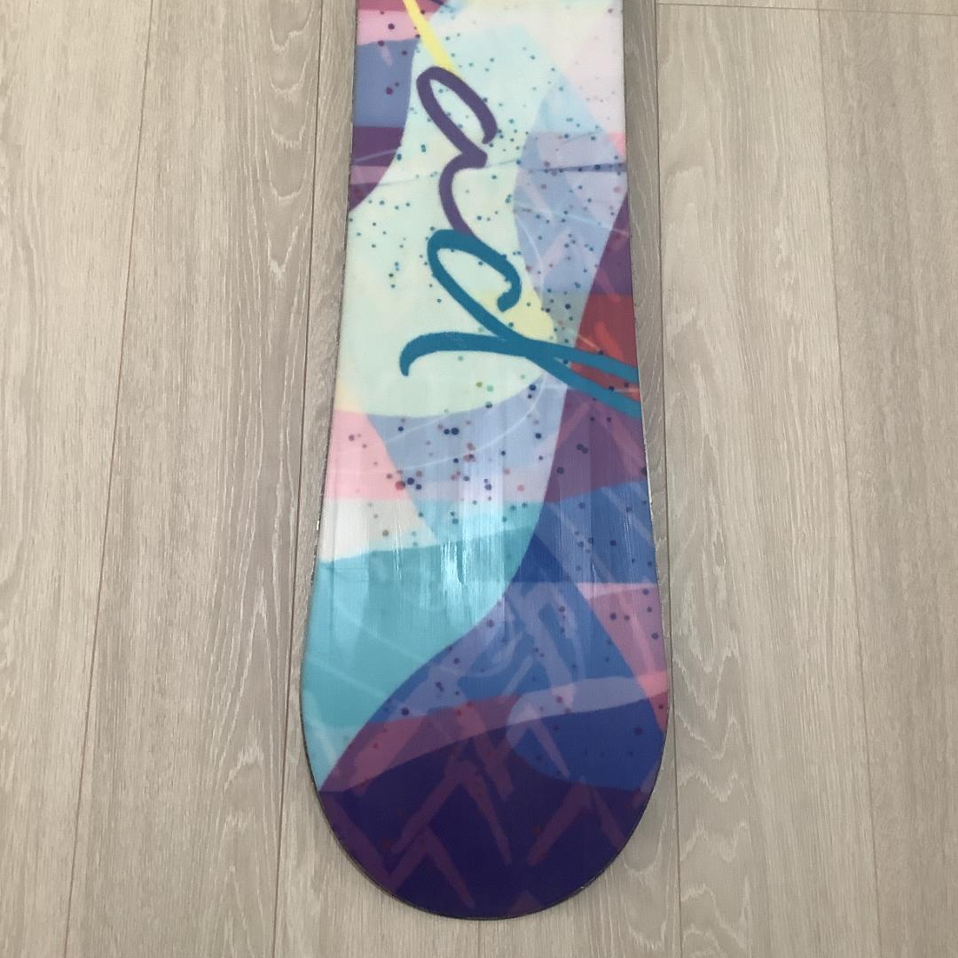 061 HEAD 143cmレディーススノーボード初心者やグラトリ向きセット