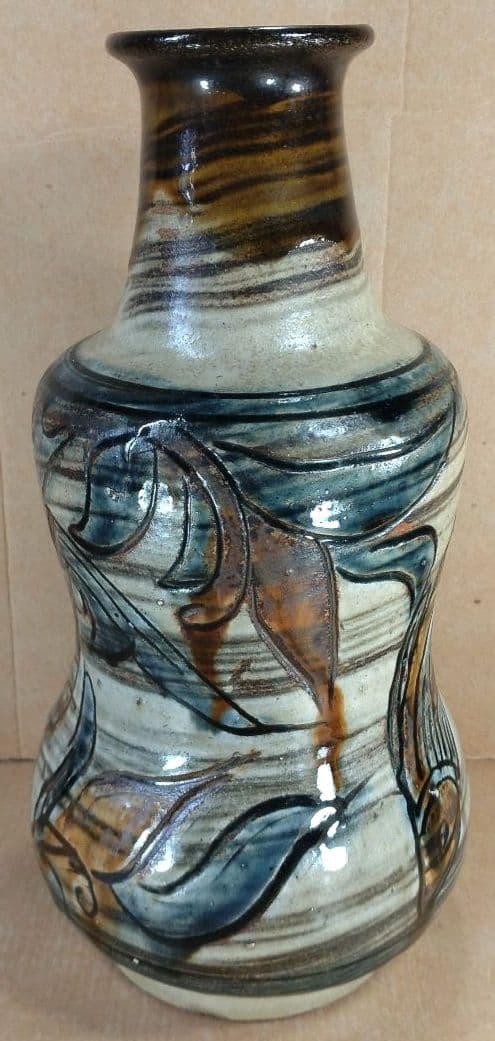 れれれ【本物保証】金城次郎 魚紋嘉瓶 共箱 栞 人間国宝 壷屋焼 美品