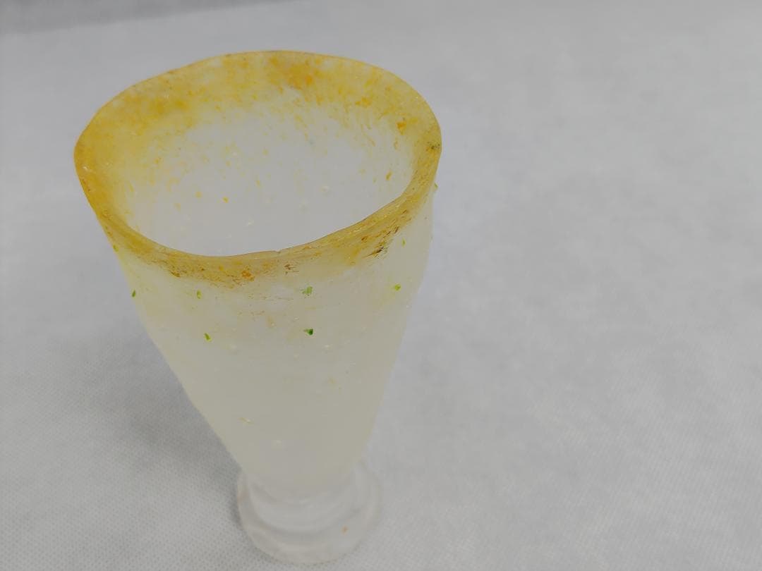 ガラス作家：能登朝奈　パート・ド・ヴェール　イエローのタンブラー