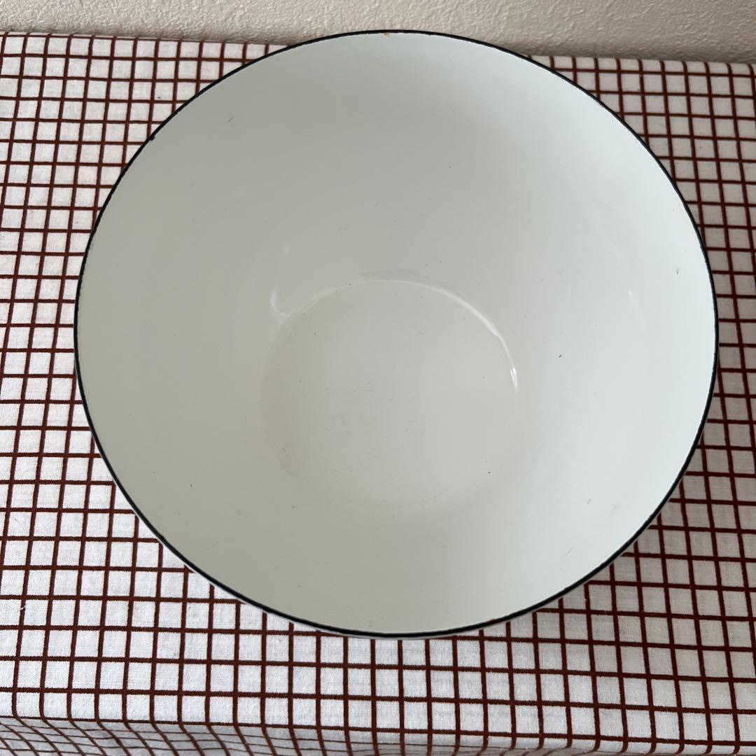 北欧ヴィンテージ　ARABIA アラビア FINELフィネル トムテ ホーロー