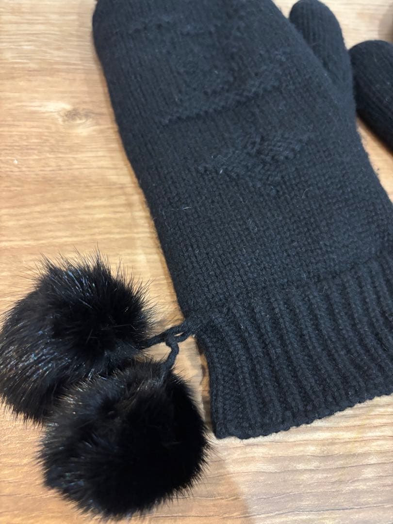 ルイヴィトン カシミヤ 手袋　ブラック　サイズ23