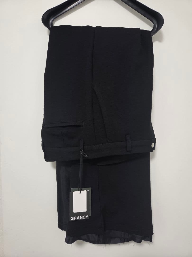 き*あ様 ​【GRANCY】リバースレイヤードデザインスラックス