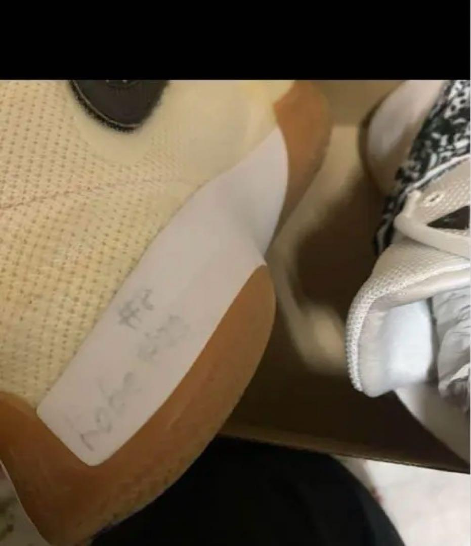 Nike Kyrie 1 Lowバスケットシューズ