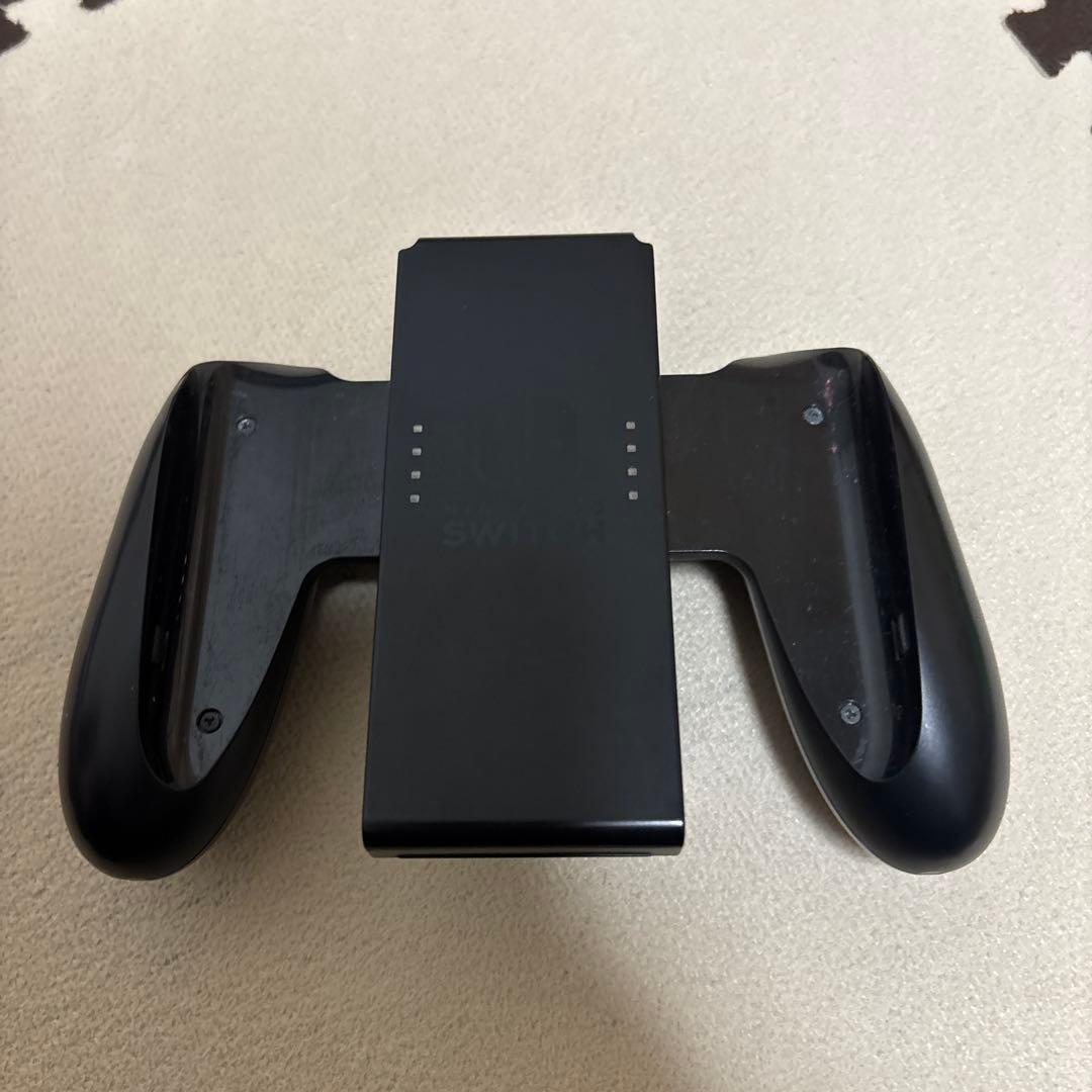 Nintendo Switch本体とJoy-Con、ケース、充電ケーブルセット