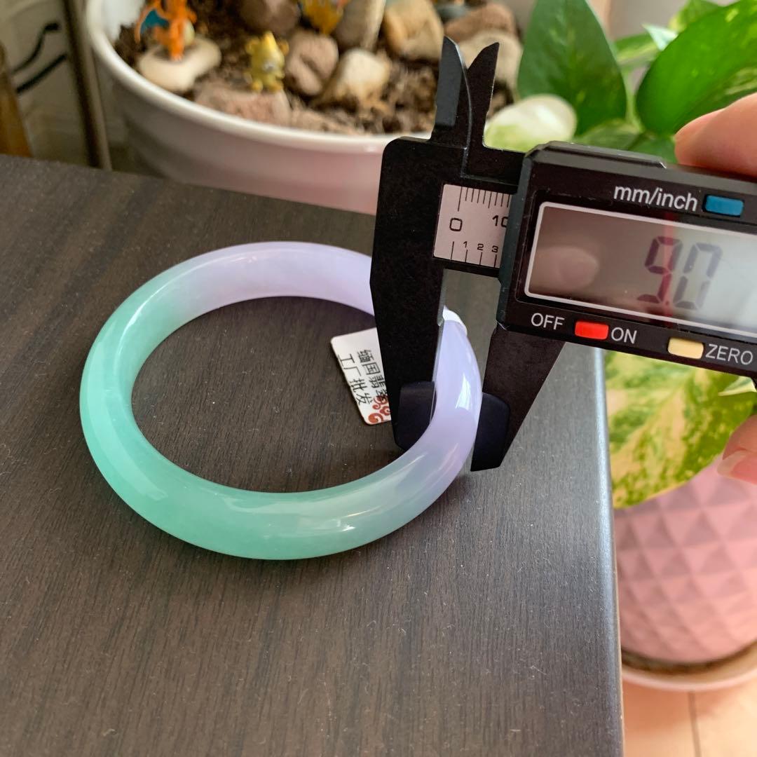 馬卡龍翡翠バングル