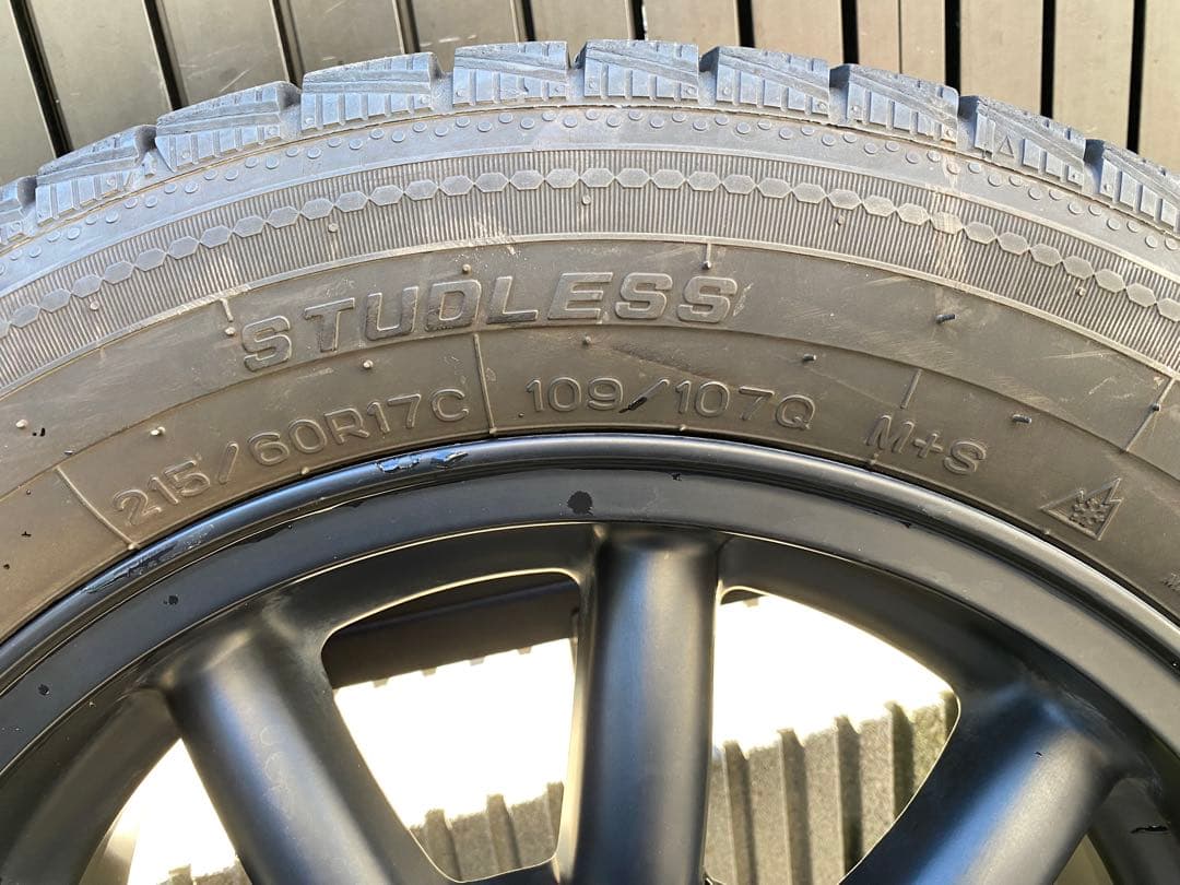 ファブレス　ヴァローネ　MC-9 17-6.5J　ホイール　17インチ