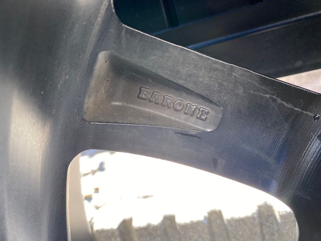 ファブレス　ヴァローネ　MC-9 17-6.5J　ホイール　17インチ