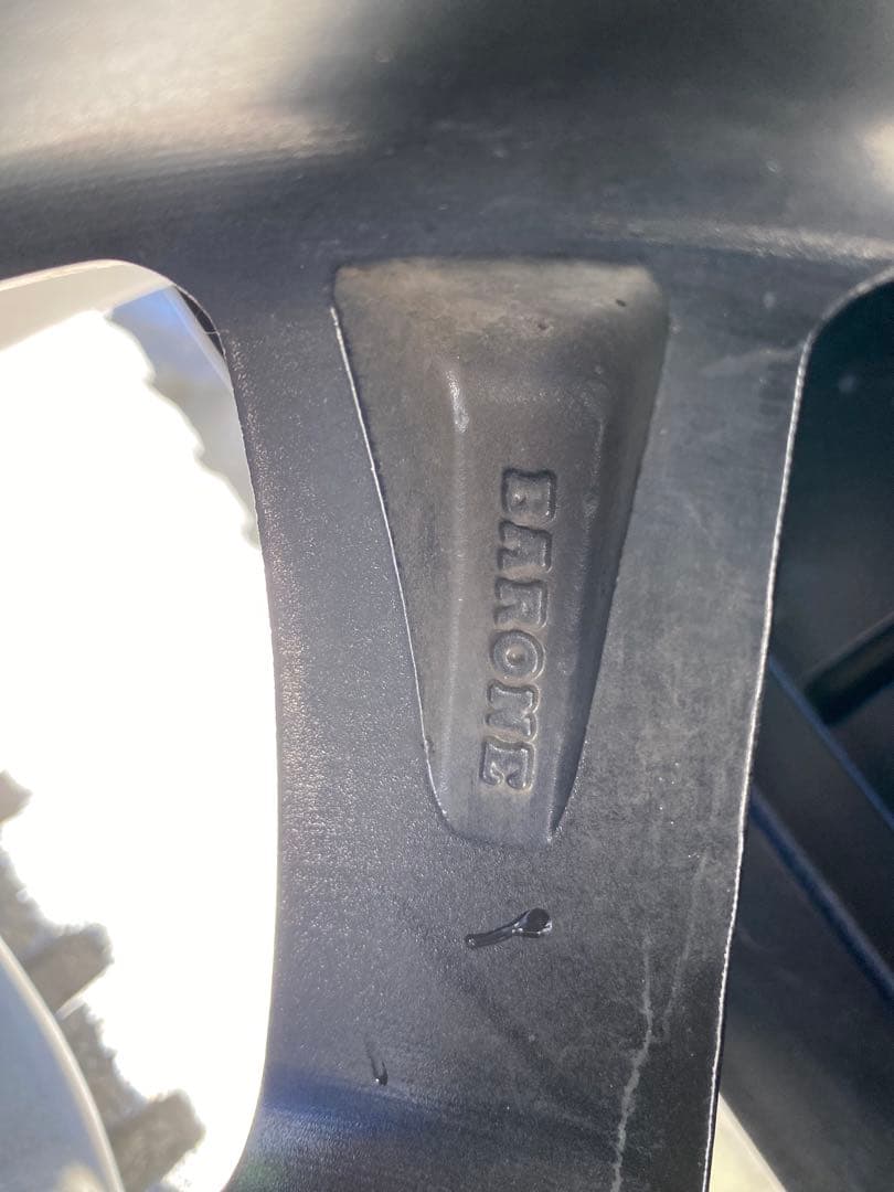 ファブレス　ヴァローネ　MC-9 17-6.5J　ホイール　17インチ