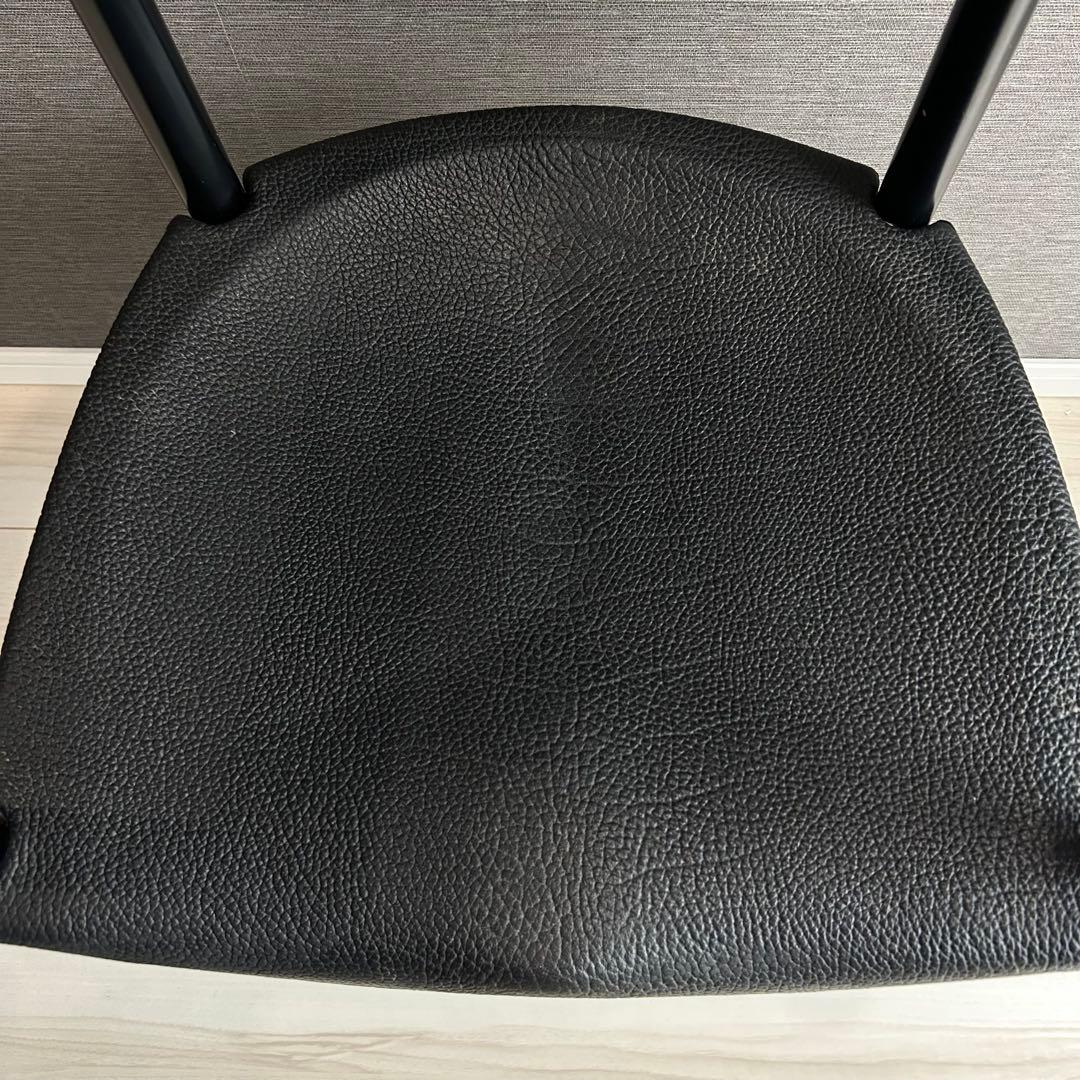 カッシーナ レオナルド アームチェア 椅子 ブラック 名作 デザイナーズ家具