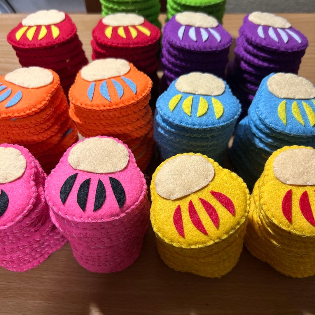 だるま　フェルトマグネット