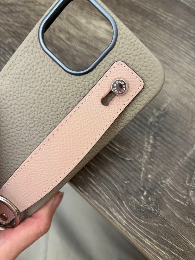 ボナベンチュラ　BONAVENTURA iPhone15