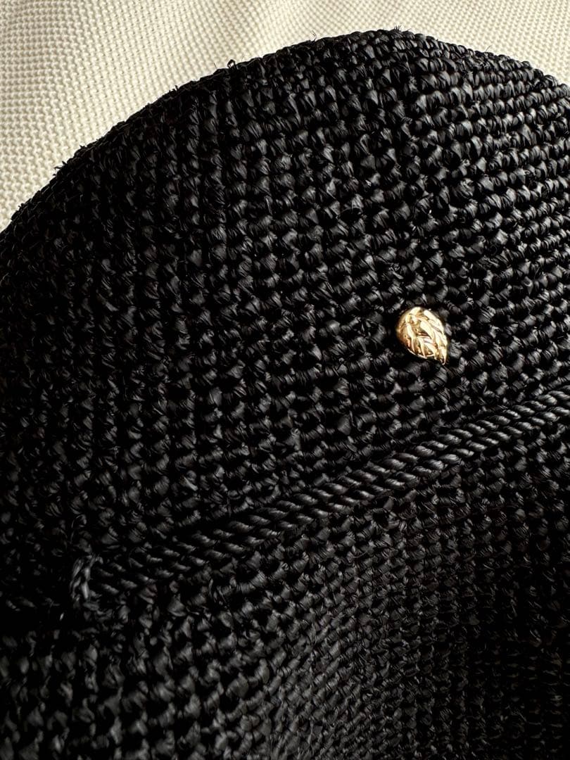 はヘレンカミンスキー　麦わら帽子　黒