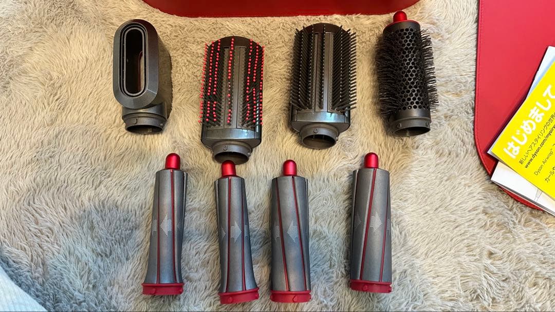 Dyson ヘアドライヤー 多機能アタッチメント付き