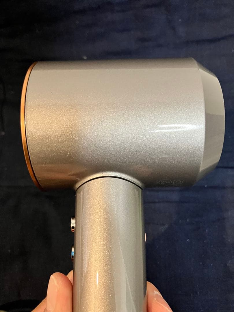 【人気色☀︎美品】dyson ダイソン ヘアドライヤー メンテ品 HD08