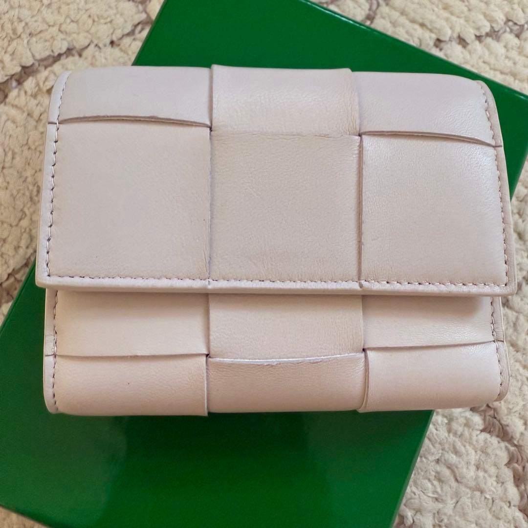 Bottega Veneta ホワイト三つ折り財布美品